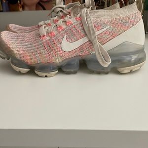 womens nike vapor max